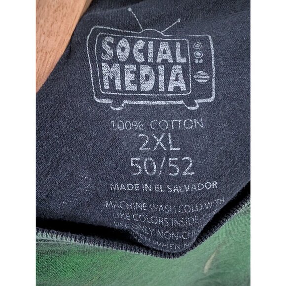 Vintage Y2K Social Media Smoke Flame Skull Graphic Tee Shirt 2XL Green Goth - Picture 4 of 8